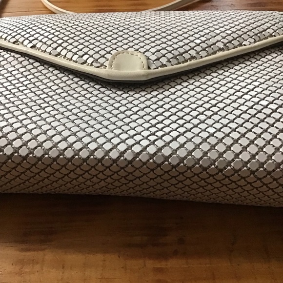 Whiting and Davis Metal Mesh White Shoulder Crossbody Bag Purse. - Picture 8 of 13